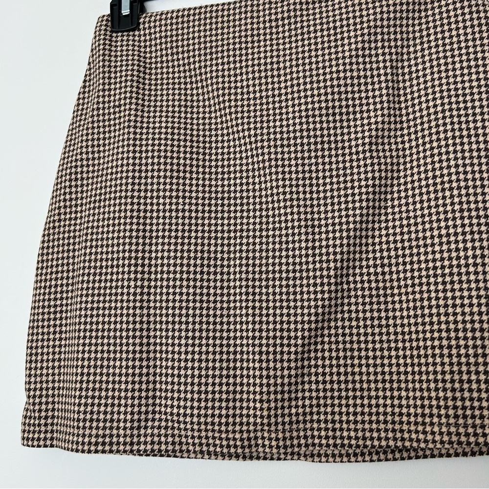 Shein Houndstooth Mini Skirt - Picture 4 of 7